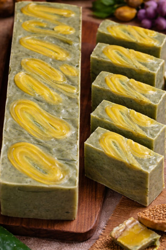 نقاء الطبيعة.. في كل رغوة , صابون طبيعي